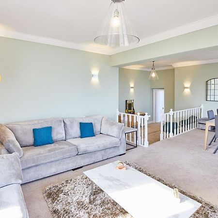 Host & Stay - 4 Metropole Towers Whitby Esterno foto