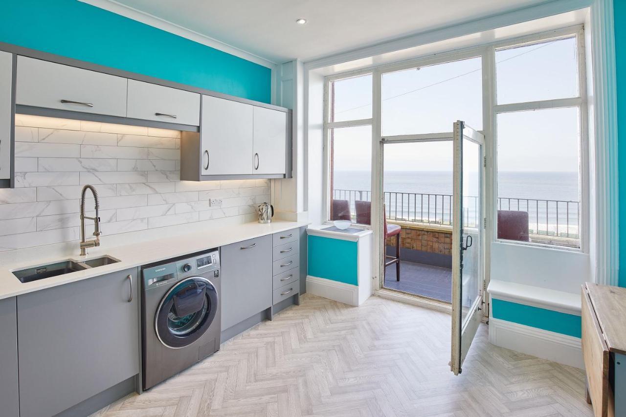 Host & Stay - 4 Metropole Towers Whitby Esterno foto