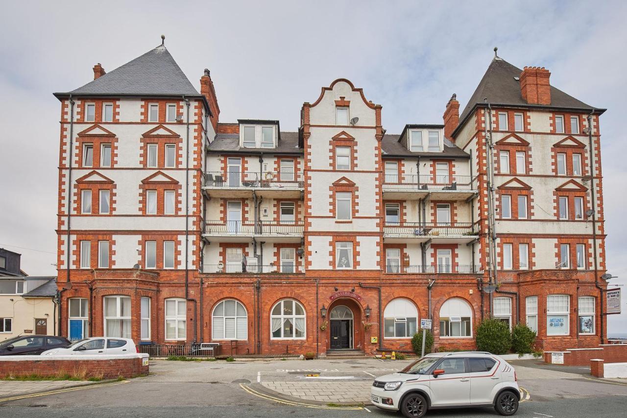 Host & Stay - 4 Metropole Towers Whitby Esterno foto