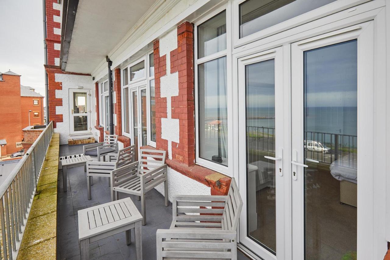 Host & Stay - 4 Metropole Towers Whitby Esterno foto